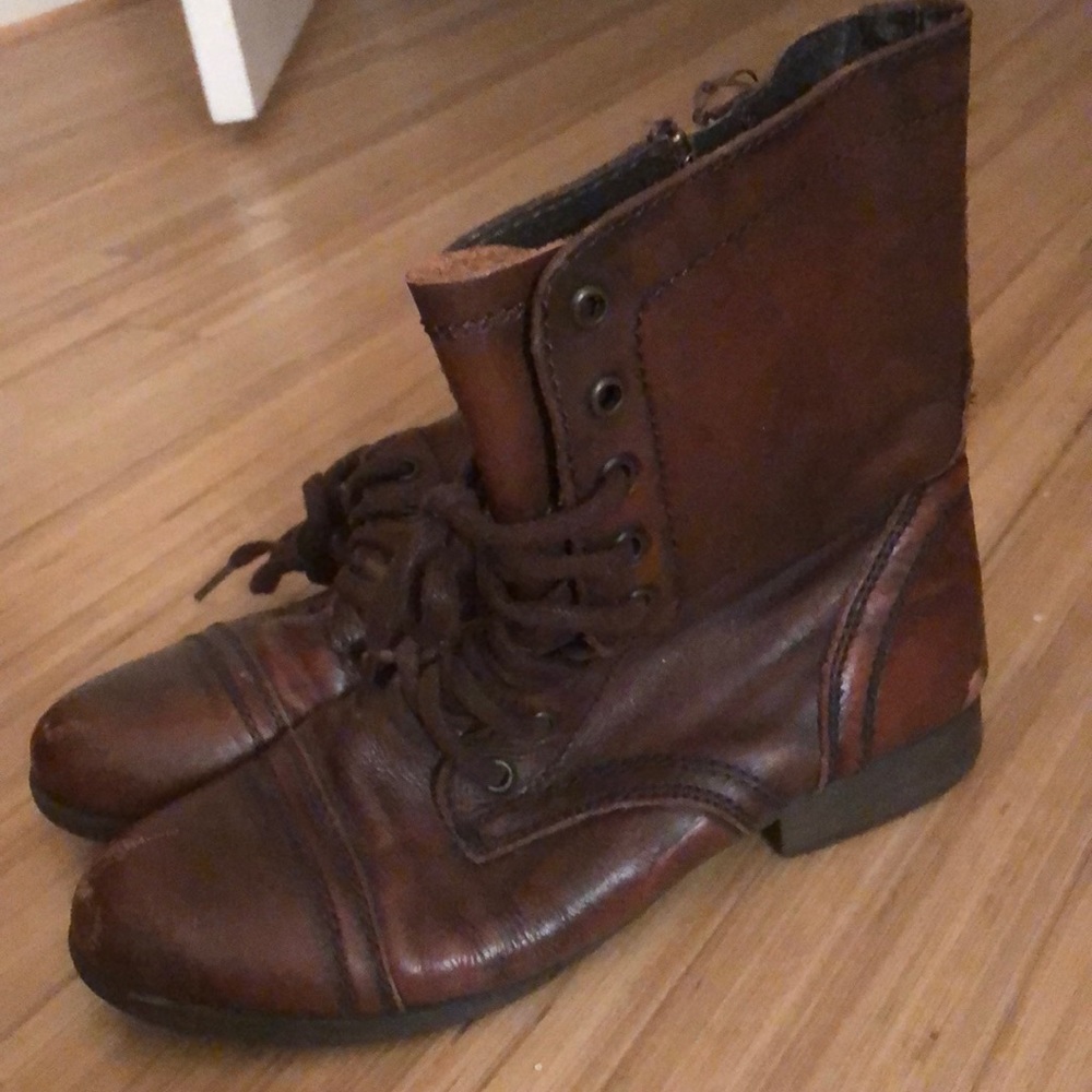 Steve Madden combat boots